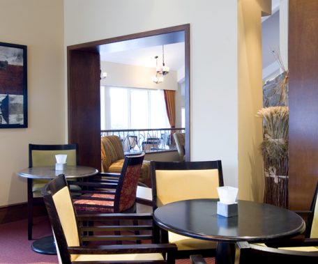 Estrimont Suites & Spa – Restaurant et Bar